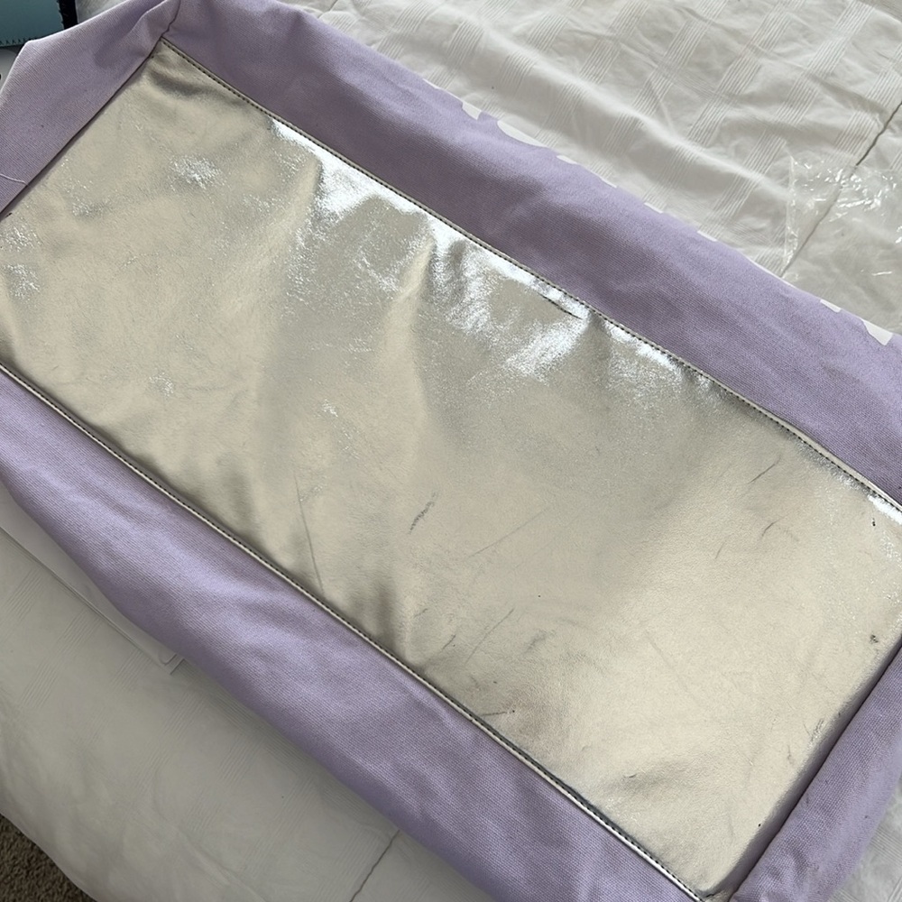 Ban.do Getaway Vacation Duffle Bag Purple Silver Canvas Weekend Bag Tote - Picture 8 of 10